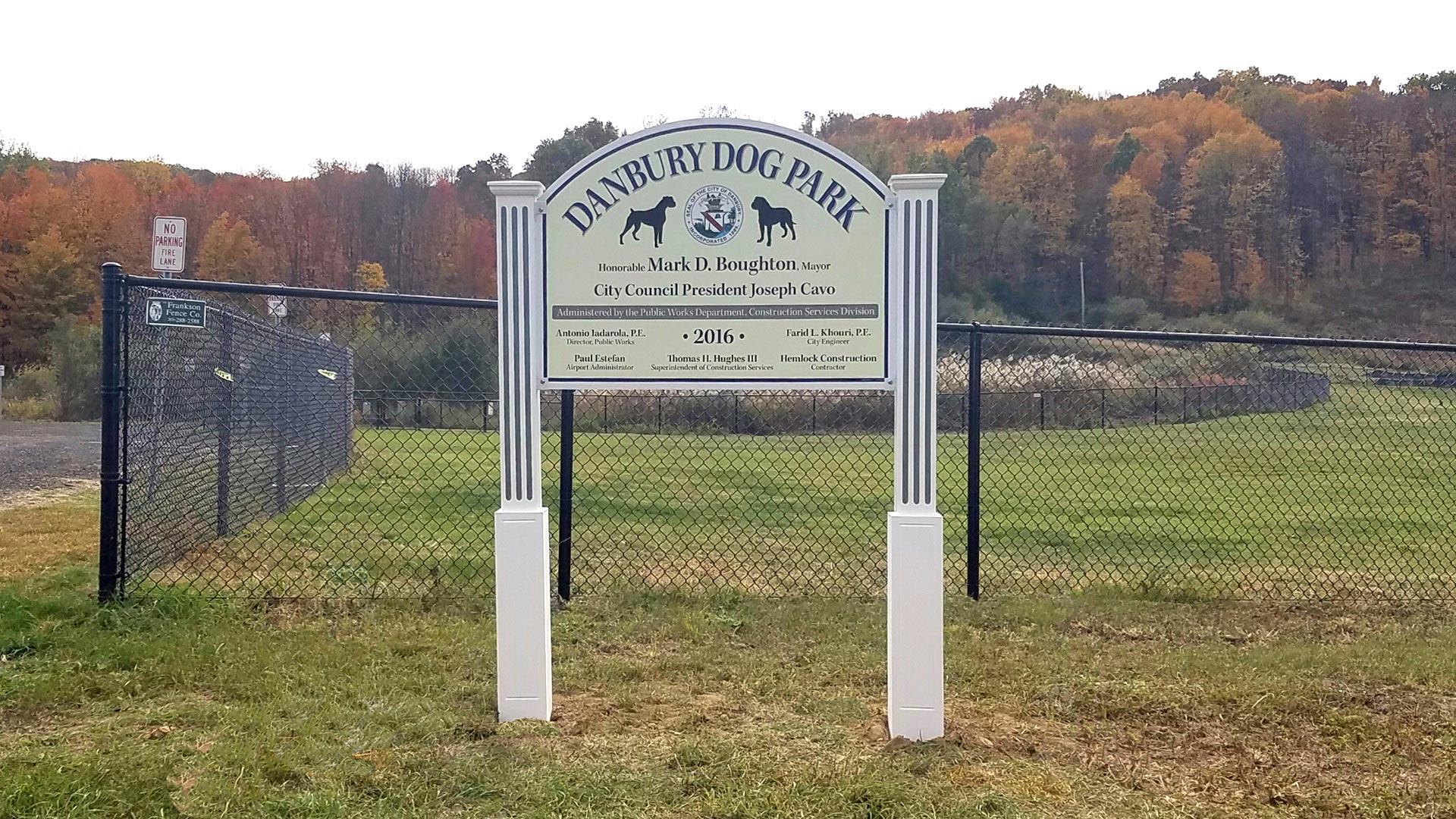 Connecticut dog parks