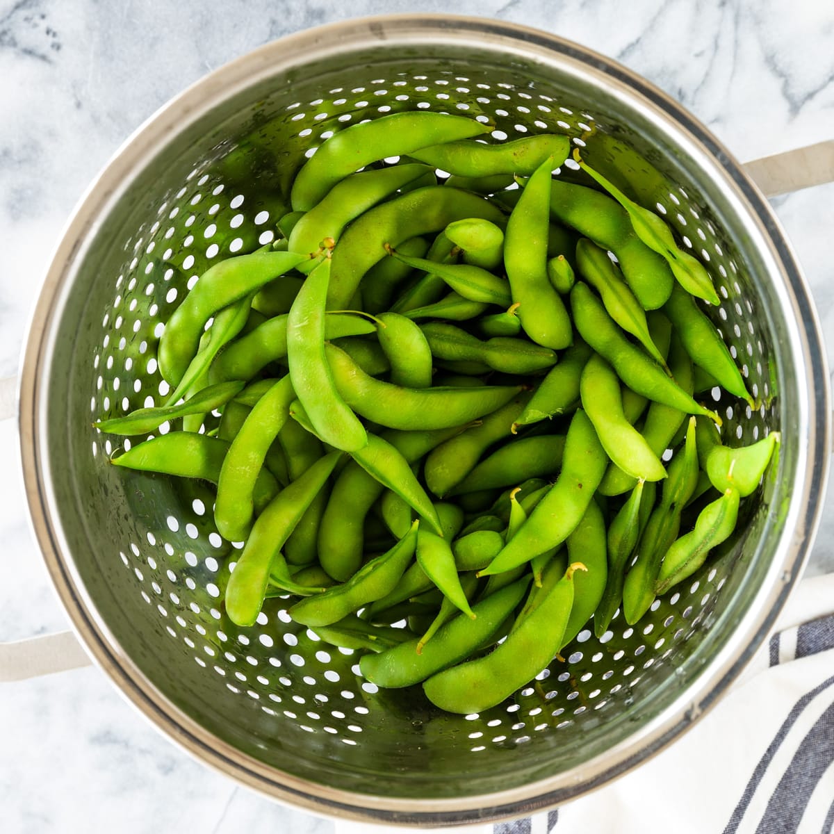 Is edamame 2024 bad for dogs